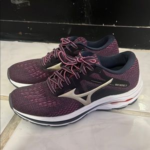 Mizuno Wave Inspire 17